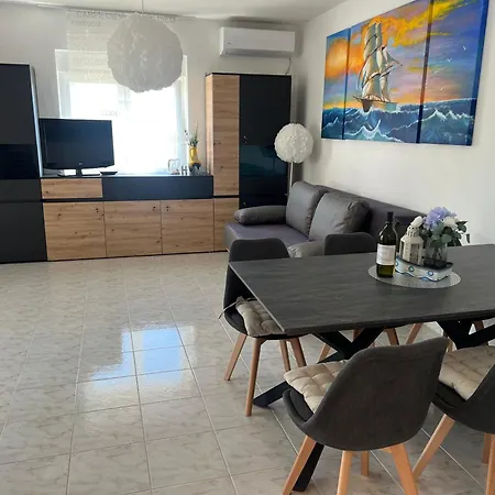Apartman Apartma Tina Krk Town