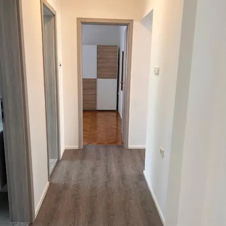 Apartma Tina Appartamento Krk Town